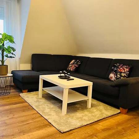 Charmante Nahe Stadtzentrum Apartment *